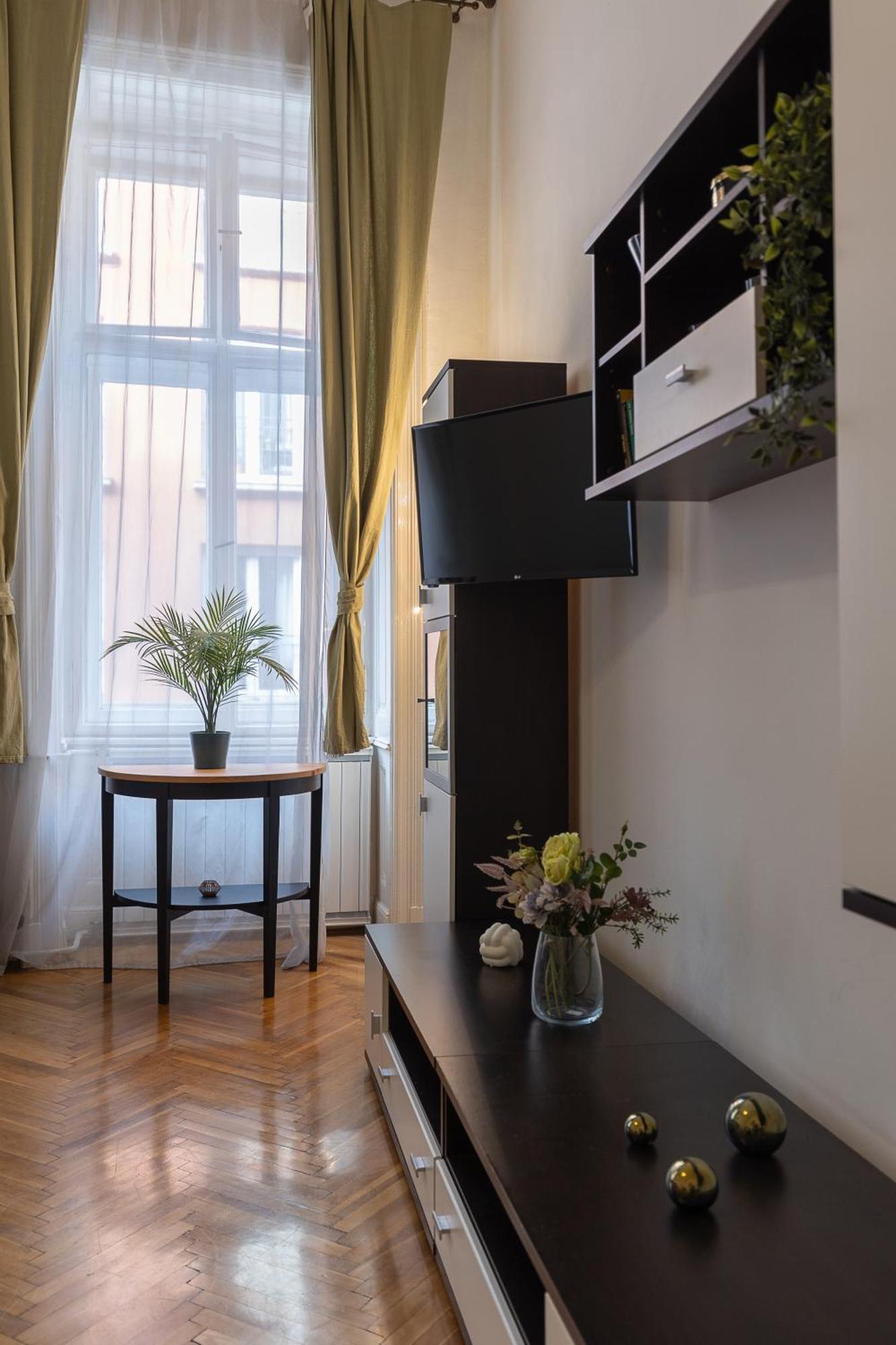 Raday Corner Apartment Budapest Ngoại thất bức ảnh